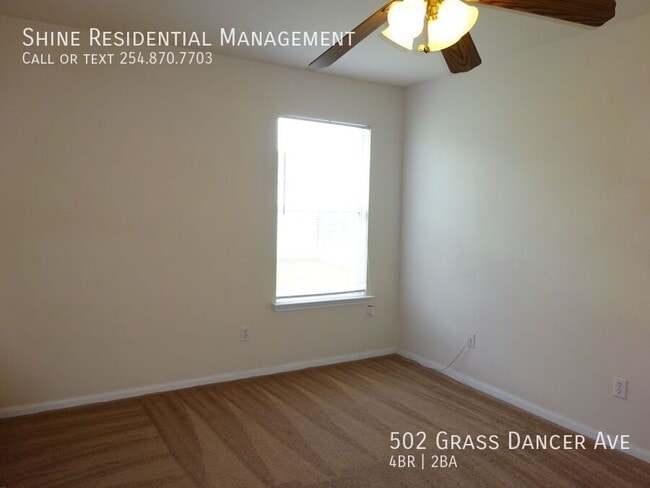 Building Photo - 502 Grass Dancer Ave