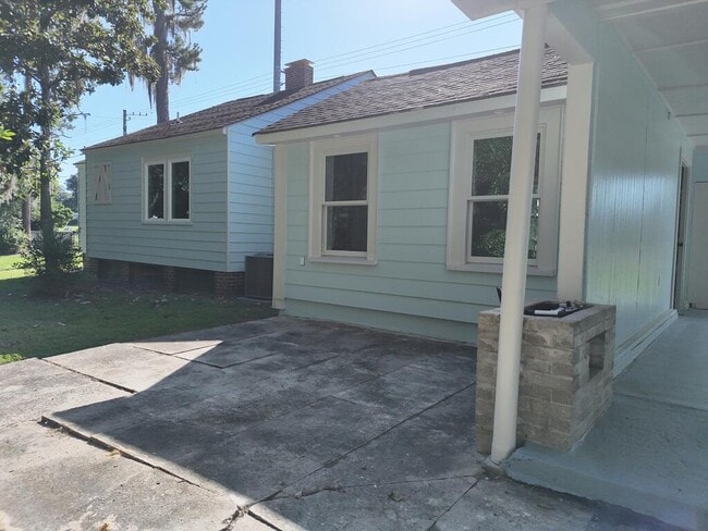 Building Photo - 101 Myrtle Dr