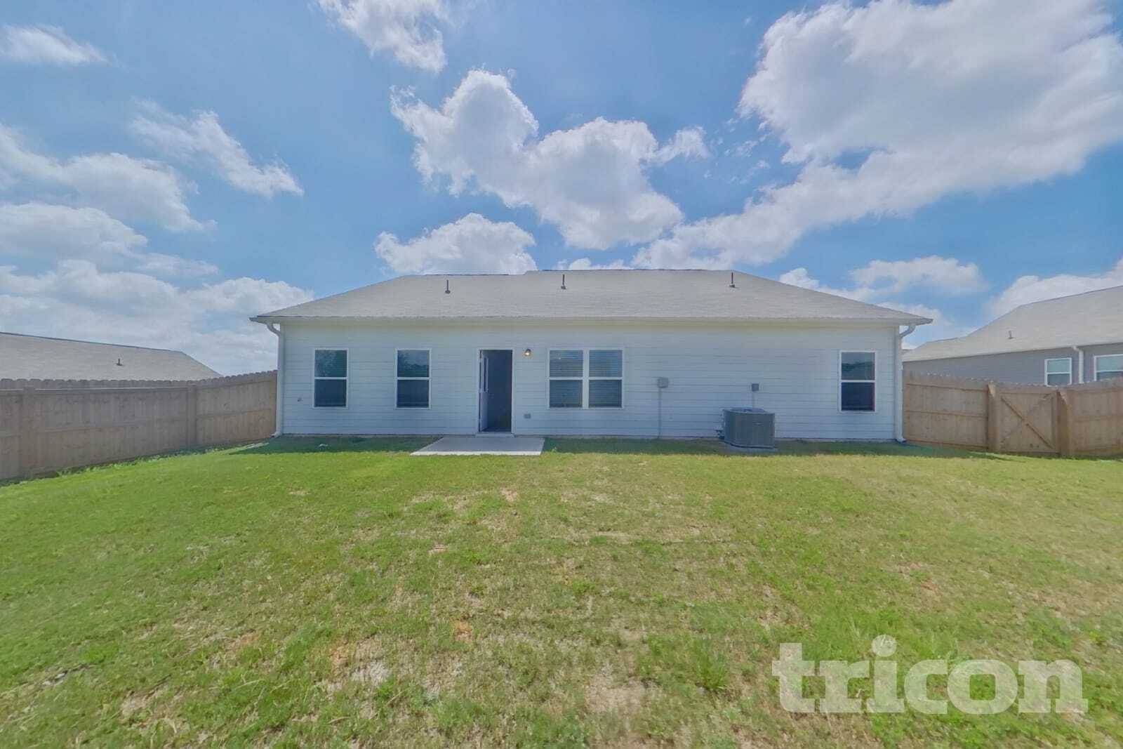 Building Photo - 1004 Claas Wy