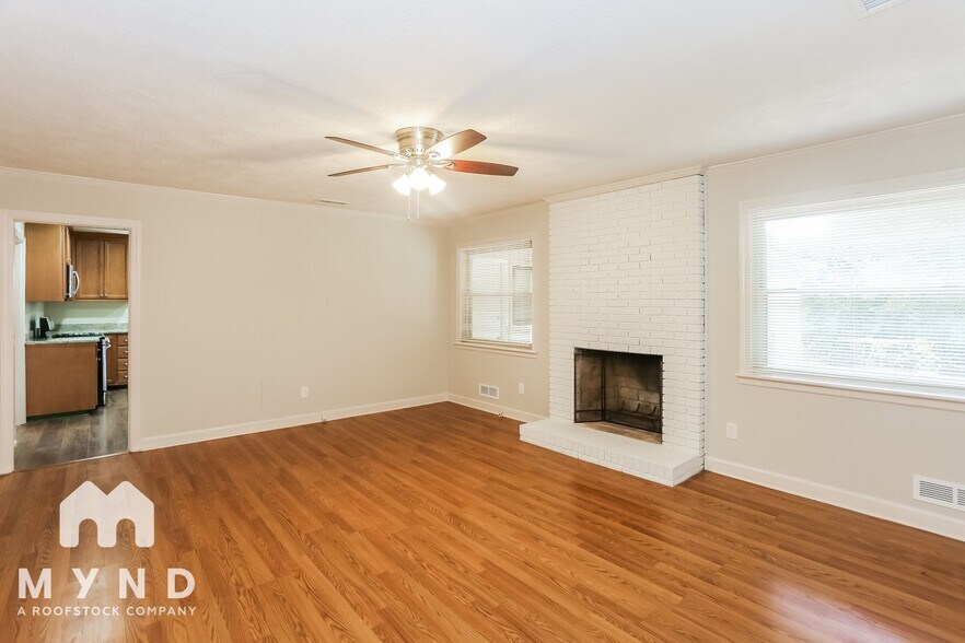 Building Photo - 1201 Manchester Ln