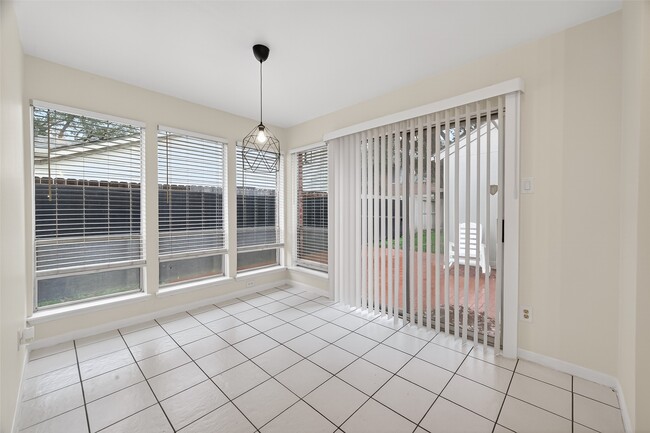 Building Photo - 12131 Ella Lee Ln