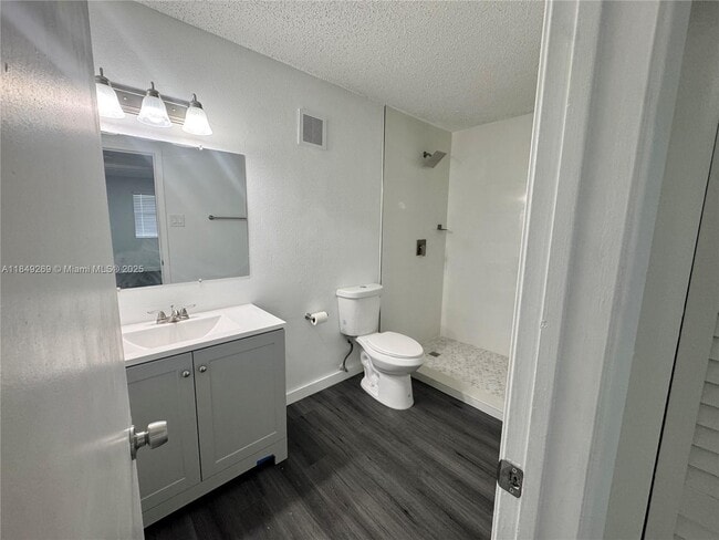 Building Photo - 15067 SW 103rd Terrace