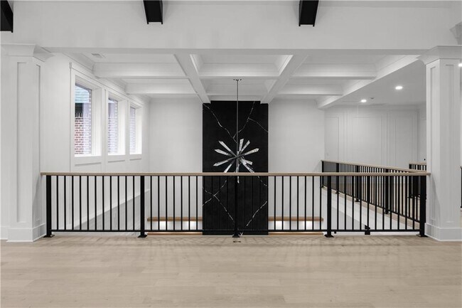 Building Photo - 409 Thunder Rd