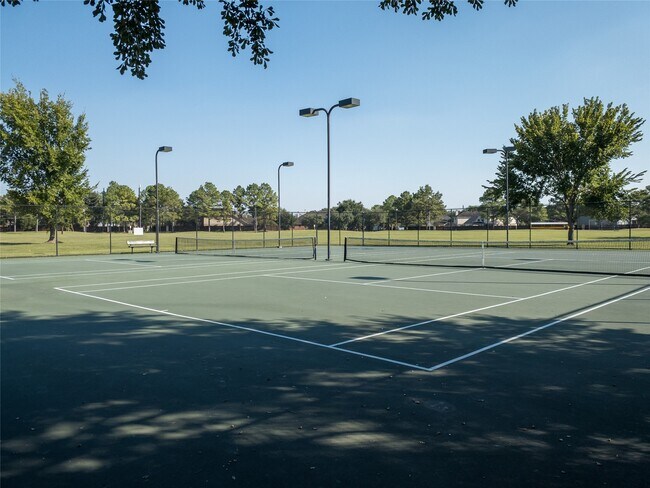 Building Photo - 17234 Rancho Verde Way