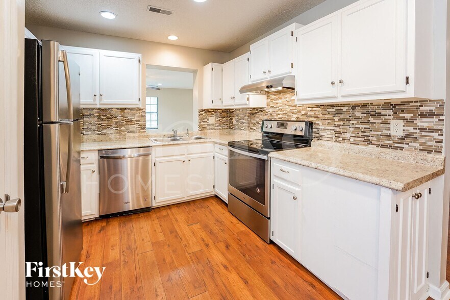 Building Photo - 328 Indigo Rd