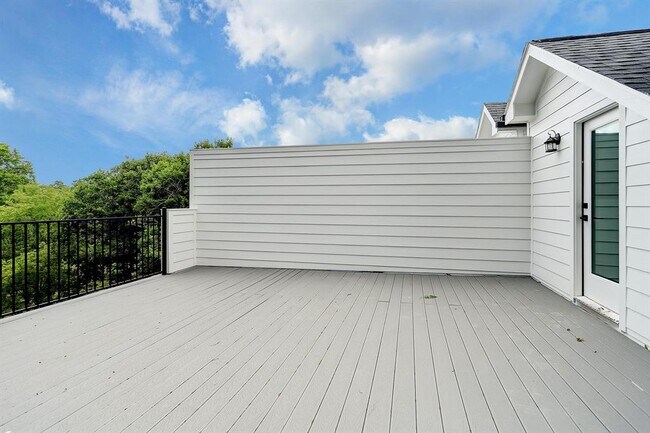 Building Photo - 4304 Sondick Ct