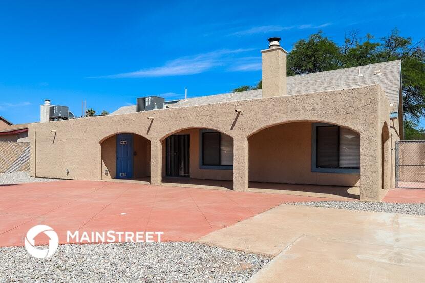 Building Photo - 3165 Avenida Destino