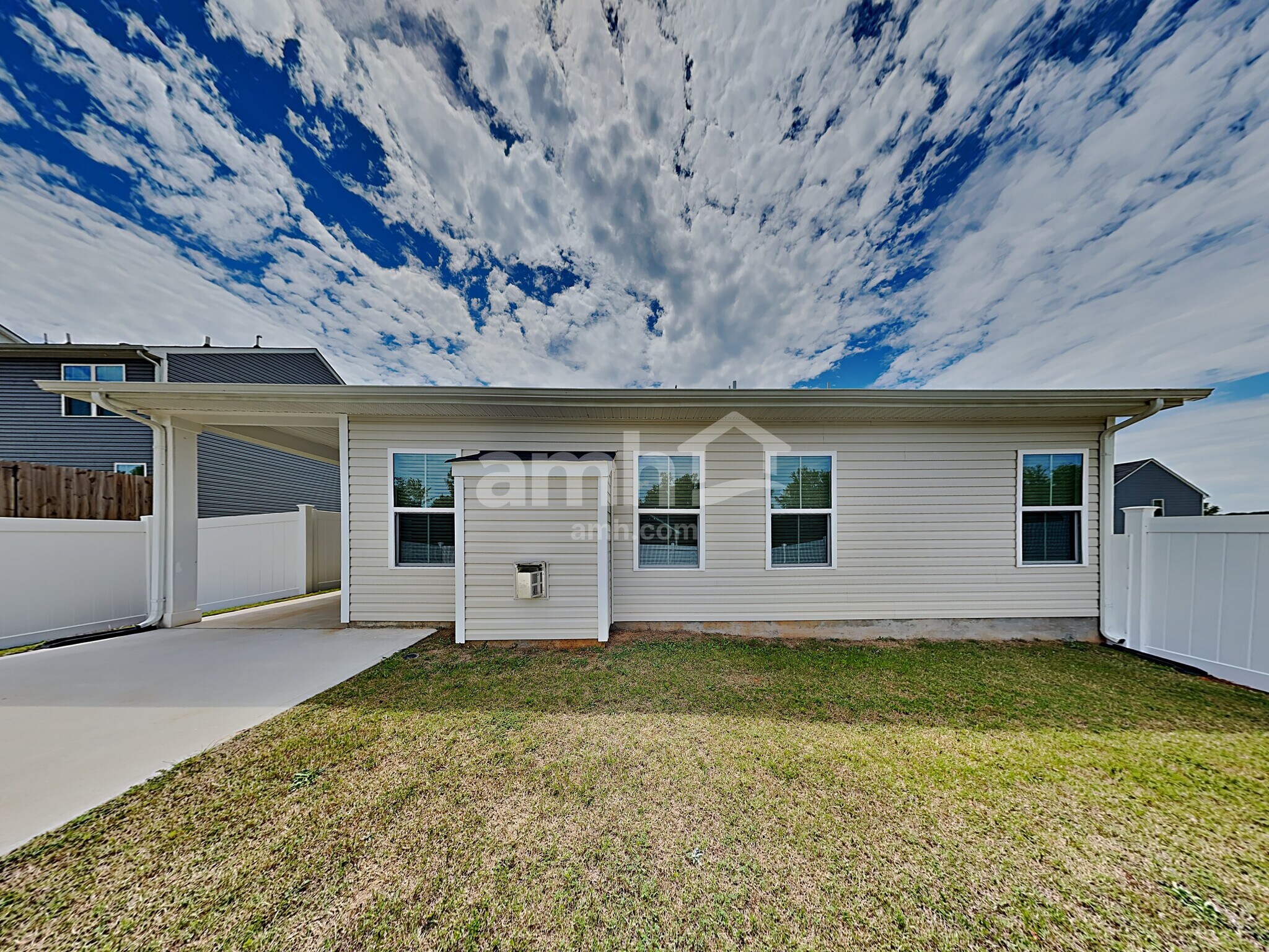 Building Photo - 252 Thames Valley Dr