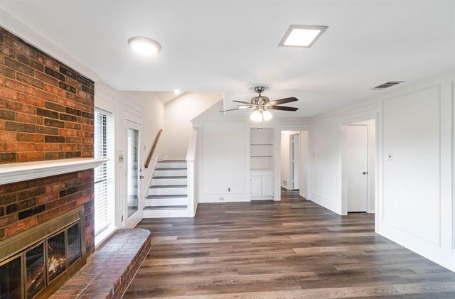 Building Photo - 1905 Lansdown Ct