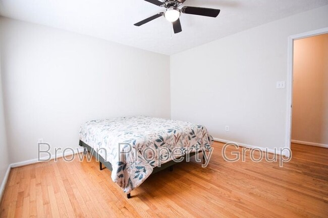 Building Photo - 624 Porter Rd