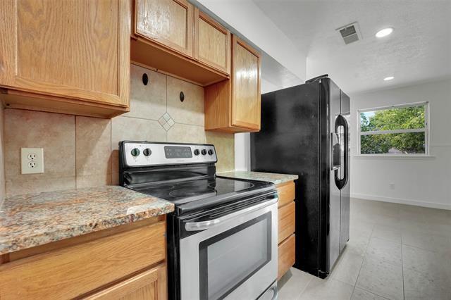 Building Photo - 6421 Perdido Dr