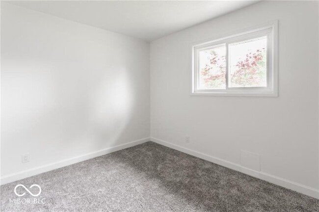 Building Photo - 649 Emerson Rd