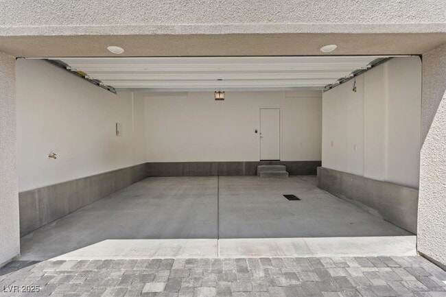 Building Photo - 11446 Ethereal Lndg Ave