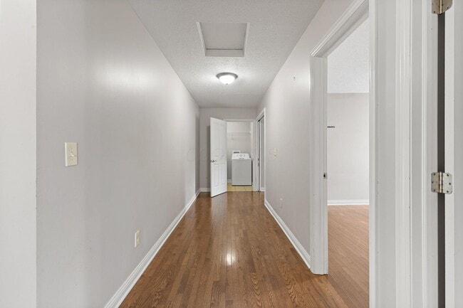 Building Photo - 8309 Marwithe Pl