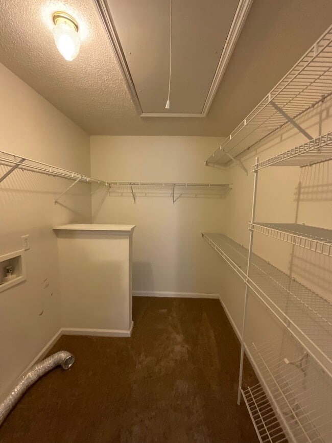 Building Photo - 2007 Caton Dr