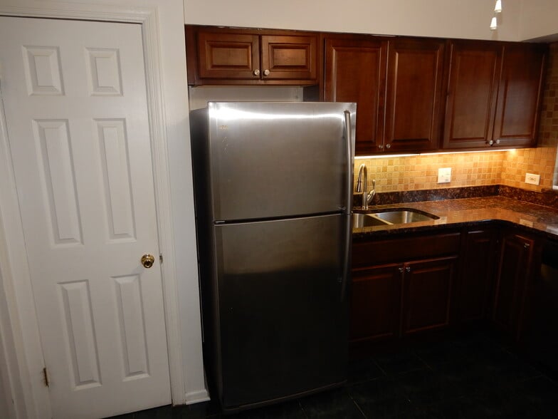 Building Photo - 1526 N Harlem Ave