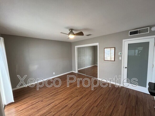 Building Photo - 4080 Cll San Antonio