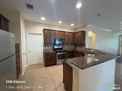 Building Photo - 1098 Giberson Way