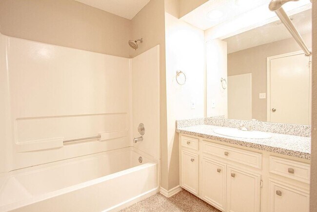 Building Photo - 1011 Hamblen Rd