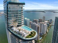Building Photo - 300 Biscayne Blvd Way
