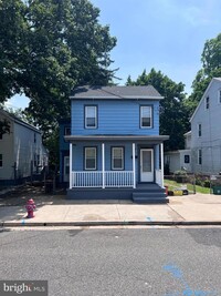 Building Photo - 20 Olive St