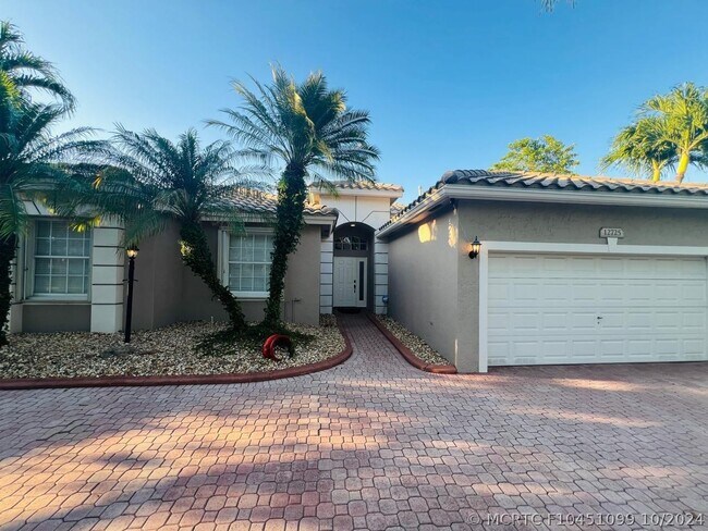 Building Photo - 12725 NW 18th Ct