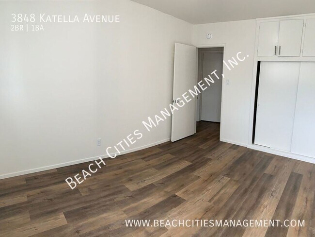 Building Photo - 3848 Katella Ave