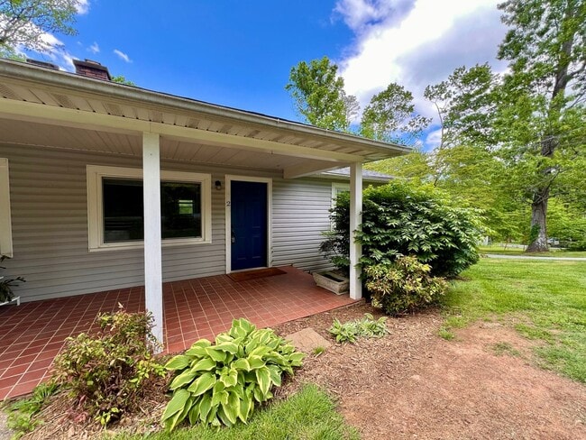 Primary Photo - 135 Haynes St
