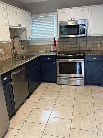 Building Photo - 4332 Calmont Ave