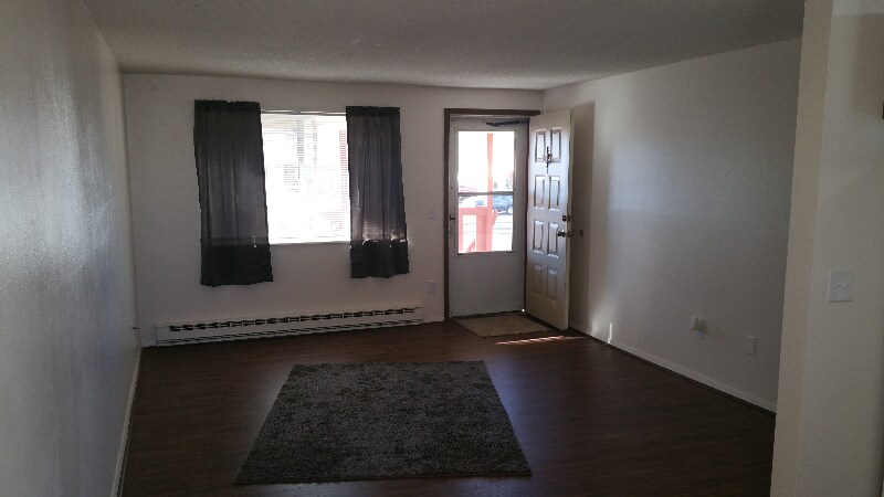 Building Photo - 228 Glenda Dr