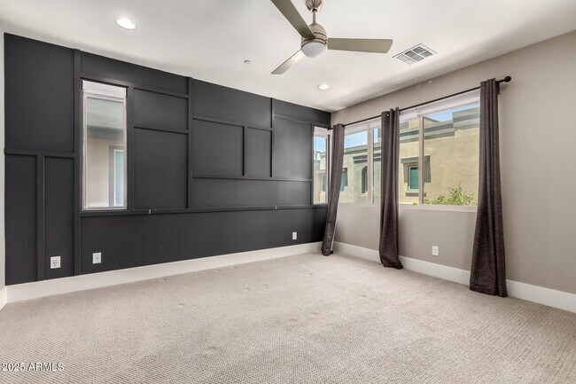 Building Photo - 7500 E Via De Luna Dr