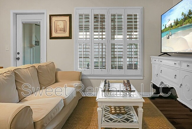 Building Photo - 733 Ralston Ct