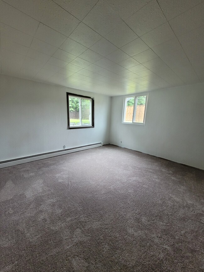 828 Lowell St 828 Lowell St Crookston MN 56716 Apartment Finder