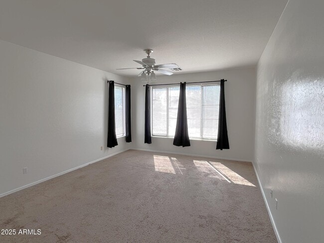 Building Photo - 2610 S Moccasin Trail