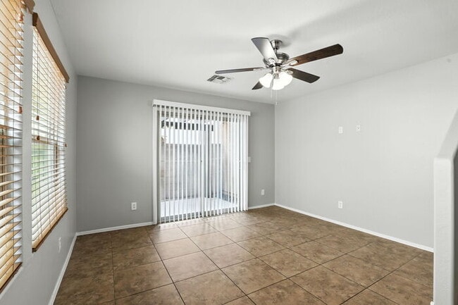 Building Photo - 2240 S Buckaroo Trail