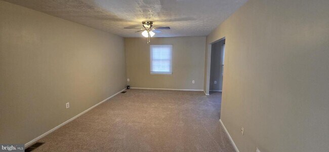 Building Photo - 12735 Lighthouse Ln