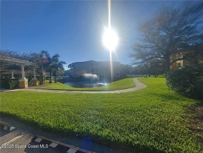 Building Photo - 5095 Fairways Cir