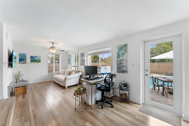 Building Photo - 2625 SW 67th Ave