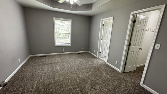 Building Photo - 3541 Sandpiper Dr