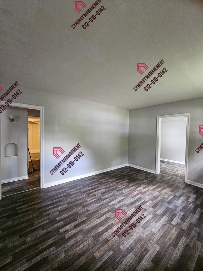 Building Photo - 731 Bayard Park Dr