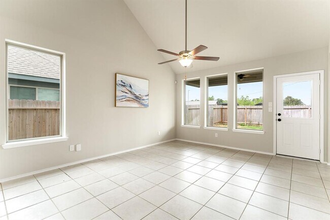 Building Photo - 5014 Aspen Orch Dr