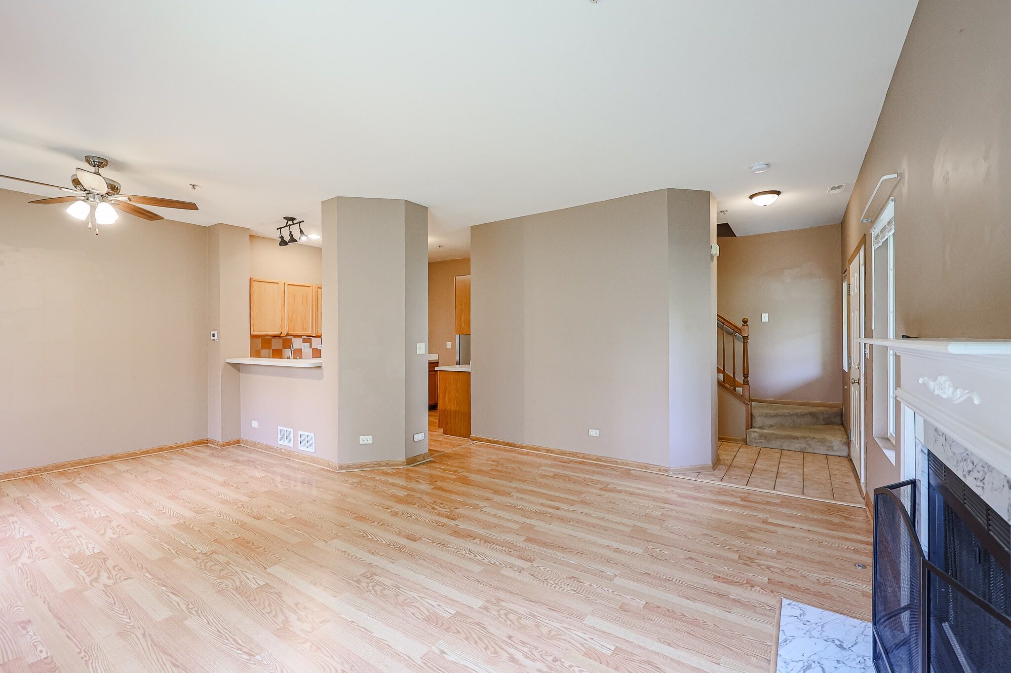 Building Photo - 607 Fox Ridge Dr