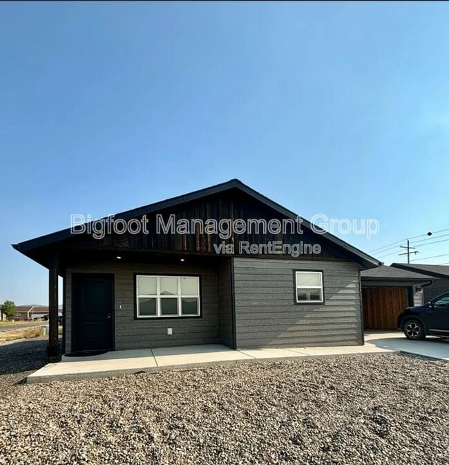 Building Photo - 7995 Avocet Dr