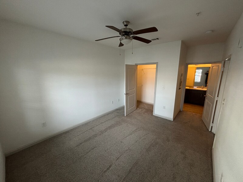 Building Photo - 1271 Sadler Drive