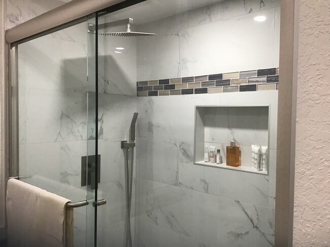 Master Bath - 3347 Puente Ave
