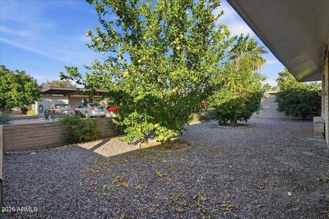 Building Photo - 6408 E Butte St