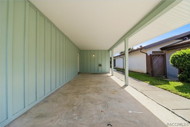Building Photo - 11625 W Riverhaven Dr