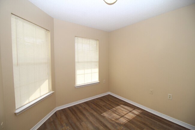 Building Photo - Northeast Pensacola Patio Home with Open Living Design, Community Playground