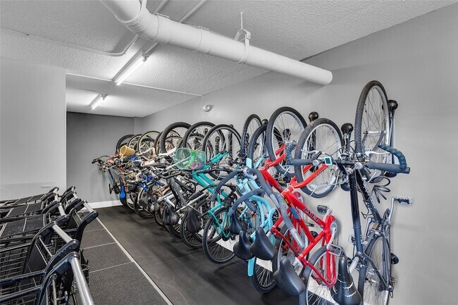 Building Photo - 1610 N Ocean Blvd