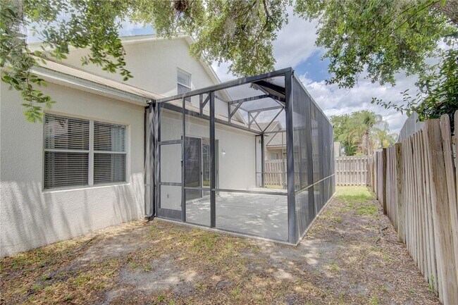 Building Photo - 963 Cherry Valley Way